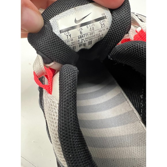 Nike Air Max 95 GS 7y 8.5w Just Do it Print Serfio Lozano Black White Orange - Picture 13 of 16